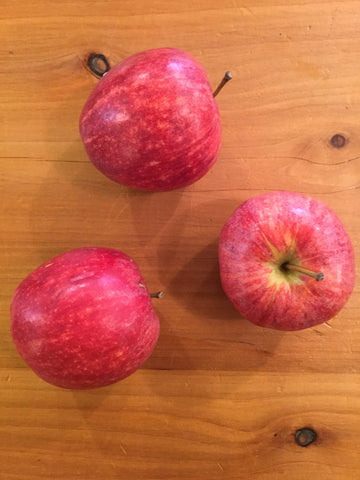 Apples 'Royal Gala'